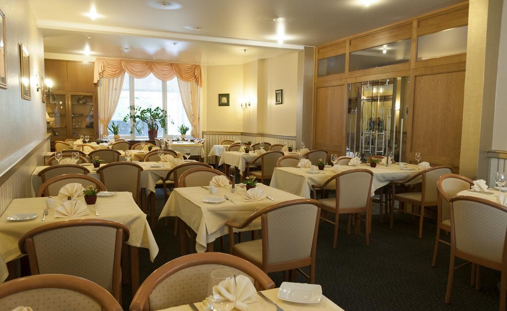 Hotel Restaurant Beau Sejour 迪基希 外观 照片